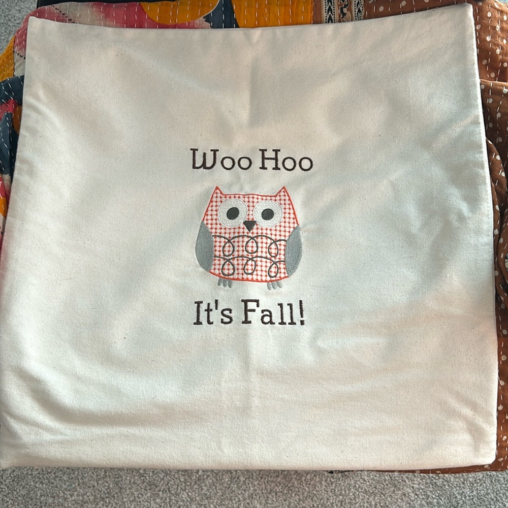 Woo Hoo It’s Fall! Owl embroidery pillow cover 18x18 Thirty-One  Autumn